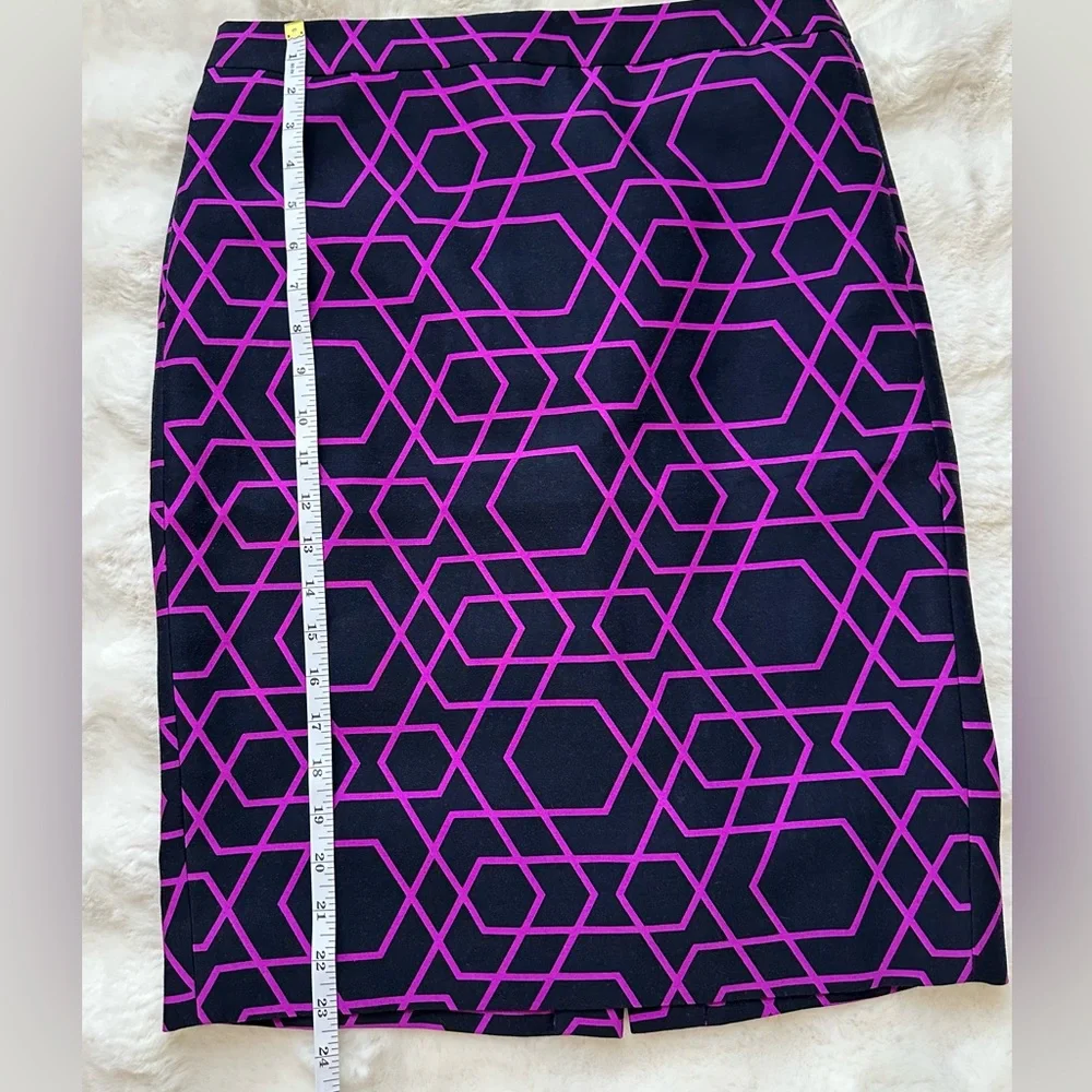 Elegant J. Crew Wool+Silk Geometric Print Pencil Skirt - 4 (S,M)